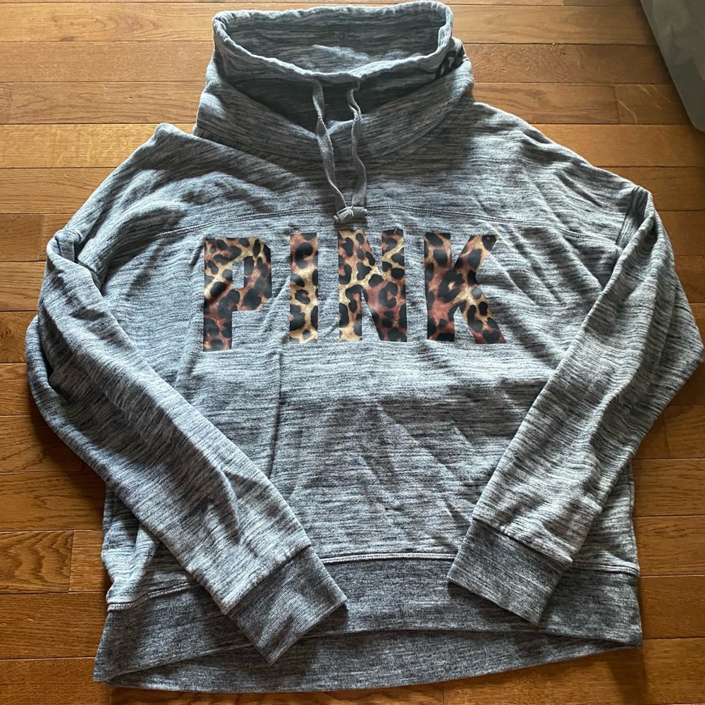 VS Victoria’s Secret PINK turtleneck